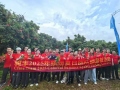 昶豐周末辦公室人員出動， 現(xiàn)摘現(xiàn)吃桂味荔枝， 解鎖夏日團建快樂！